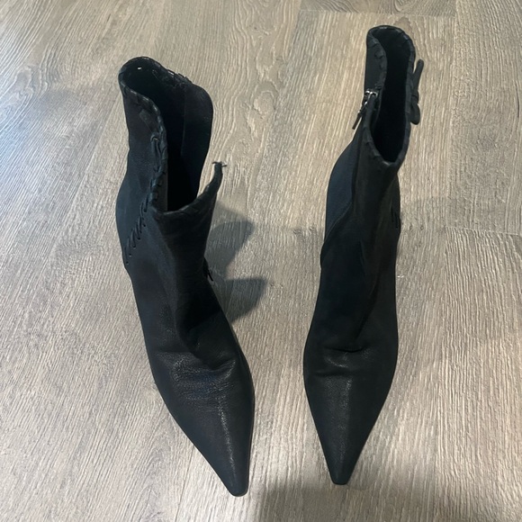 Prada Black Pointed Toe Leather Booties | Size 36.5 / 6.5 - Picture 4 of 6